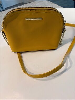Steve Madden Mustard Yellow Dome Crossbody with Gold Chain